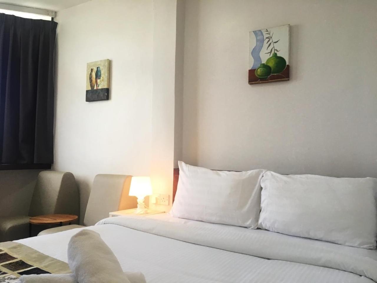 Milvus Hotel Kuah Exterior photo